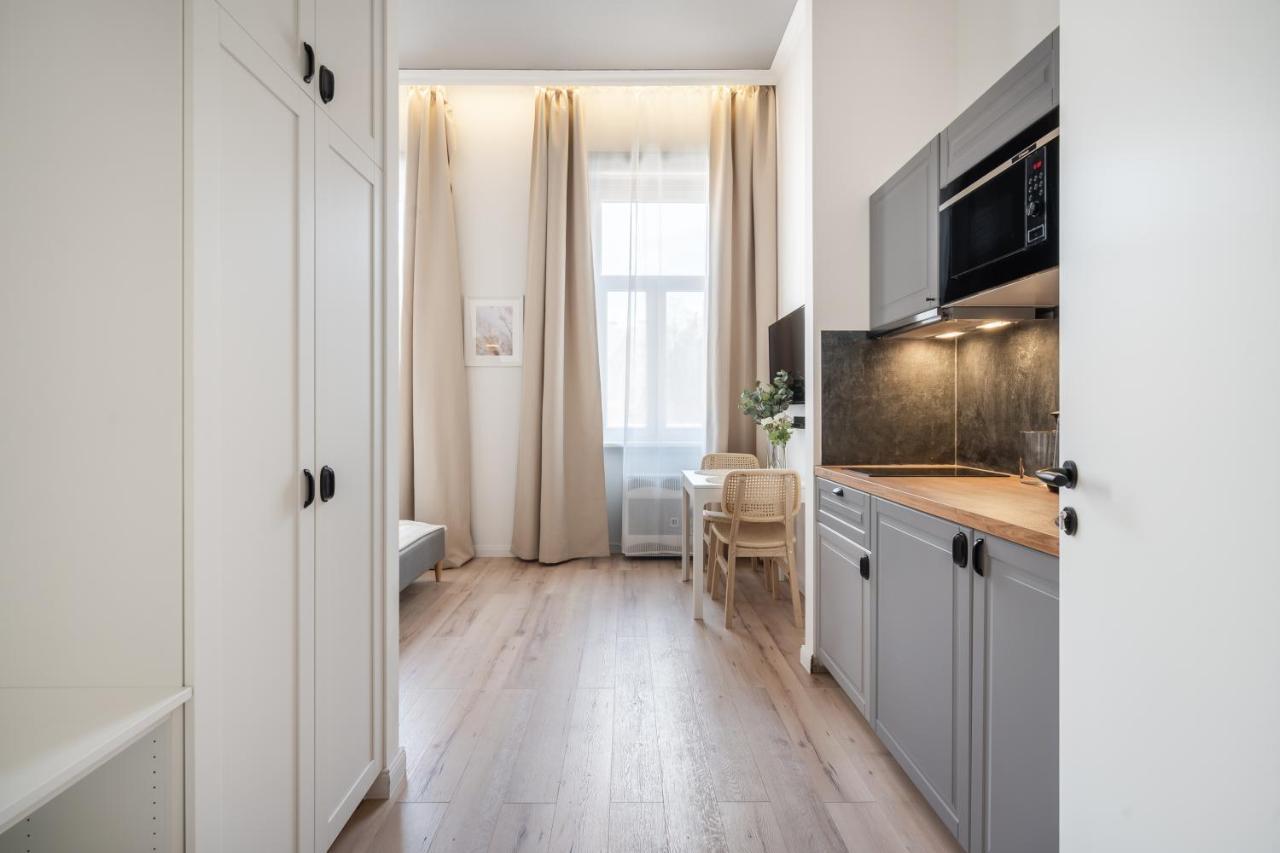 A62 - Akacfa Street Central Residence - Best Location By Bqa Budapest Exteriör bild