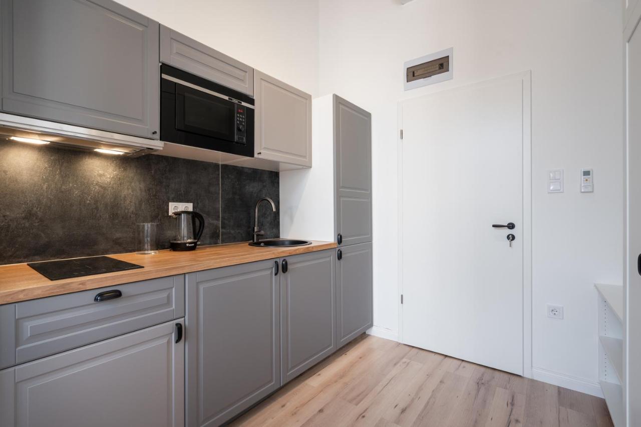 A62 - Akacfa Street Central Residence - Best Location By Bqa Budapest Exteriör bild